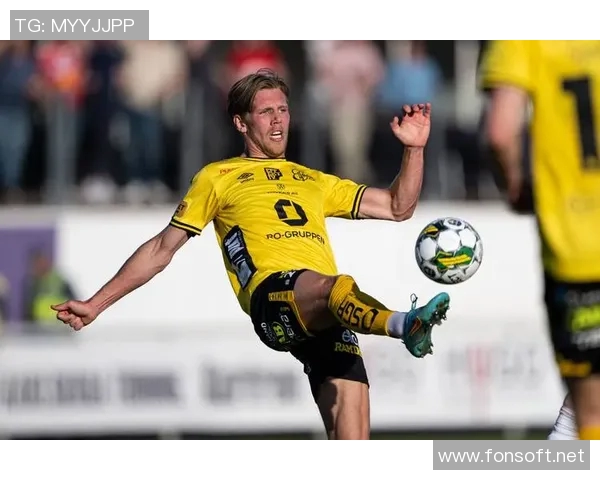 足球明星劳尔的传奇生涯与影响力解析及其在足球历史上的地位探讨 足球明星劳尔的传奇生涯与影响力解析及其在足球历史上的地位探讨