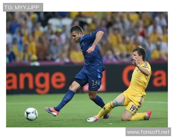 电竞足球对抗赛精彩比分解析与战术分析全方位解读 电竞足球对抗赛精彩比分解析与战术分析全方位解读